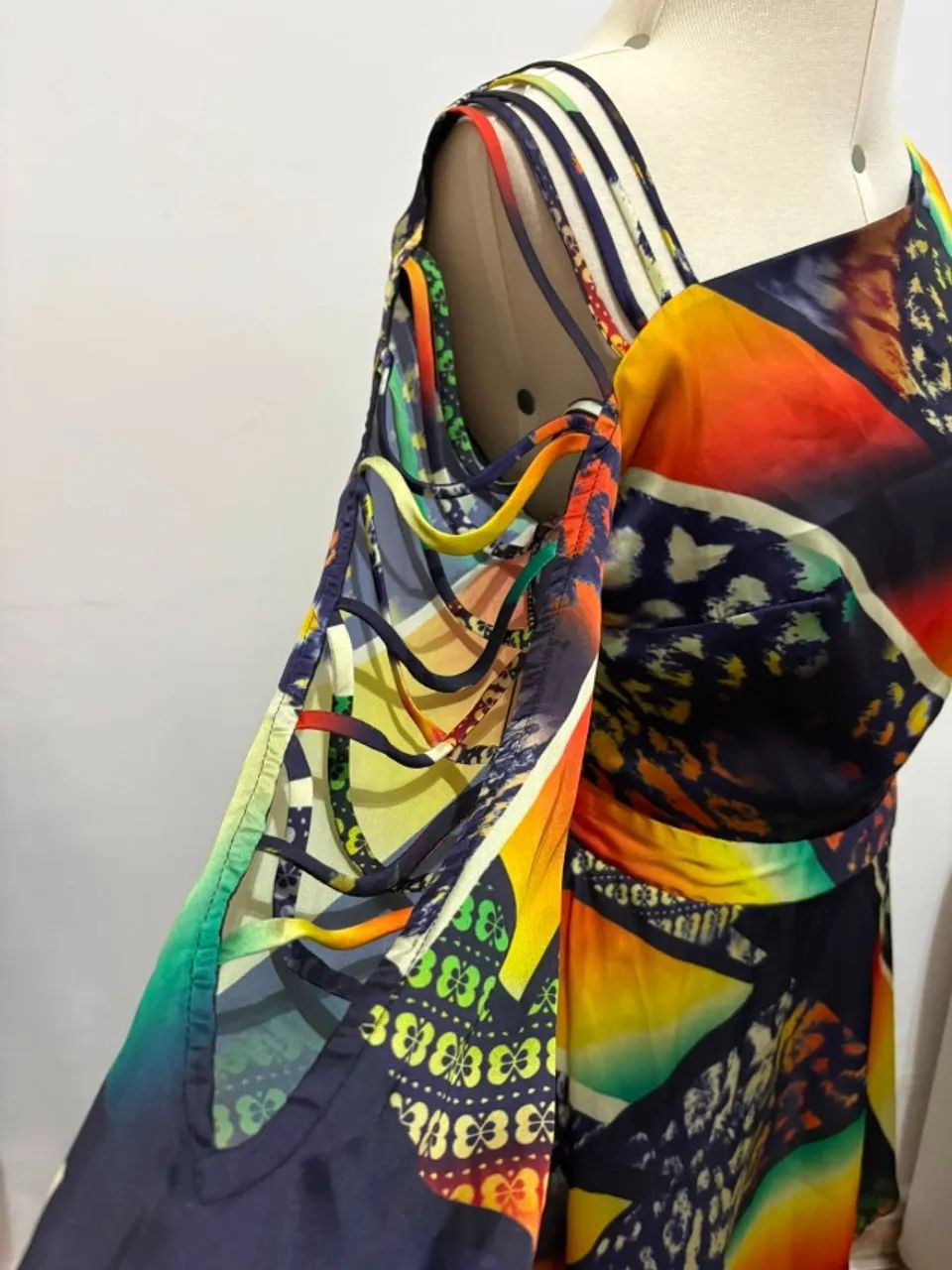 Vestido Botswana Uma manga só - Foto 4