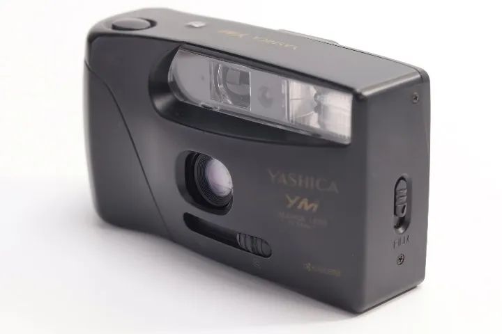 Camera Analogica Yashica YM