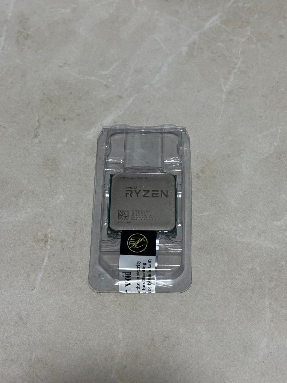 Ryzen 3 PRO 1300 - Foto 2