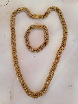 Joia moeda antiga