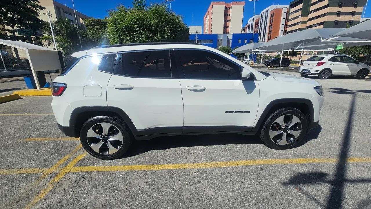 Jeep Compass Longitude 2.0 4X2 Flex 16V Aut. 2017 - Foto 3