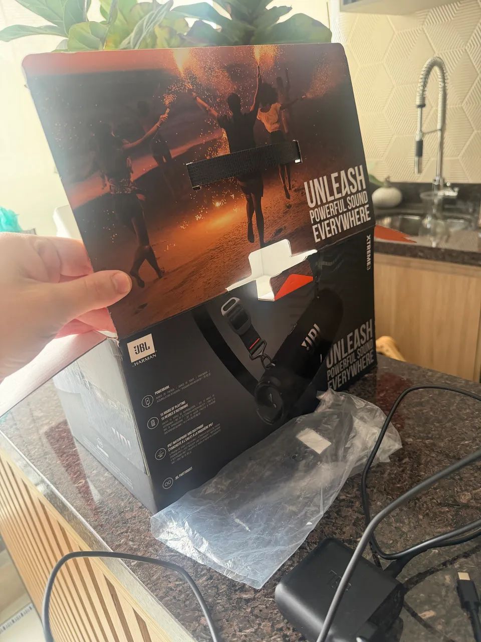 JBL Xtreme 3 Original Bluetooth - Com Caixa, Cabo e Bandoleira - Foto 4