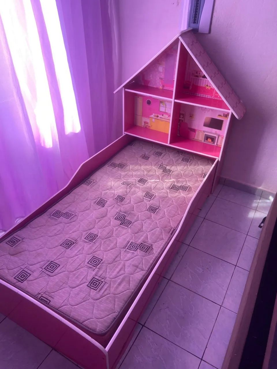 Cama Infantil Casinha Gelius na cor rosa