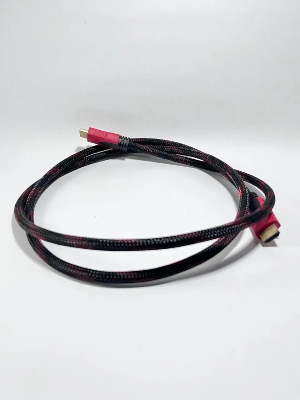 Cabo HDMI Revestido 1,5m Preto e Vermelho- Alta Qualidade | Usado - Foto 3