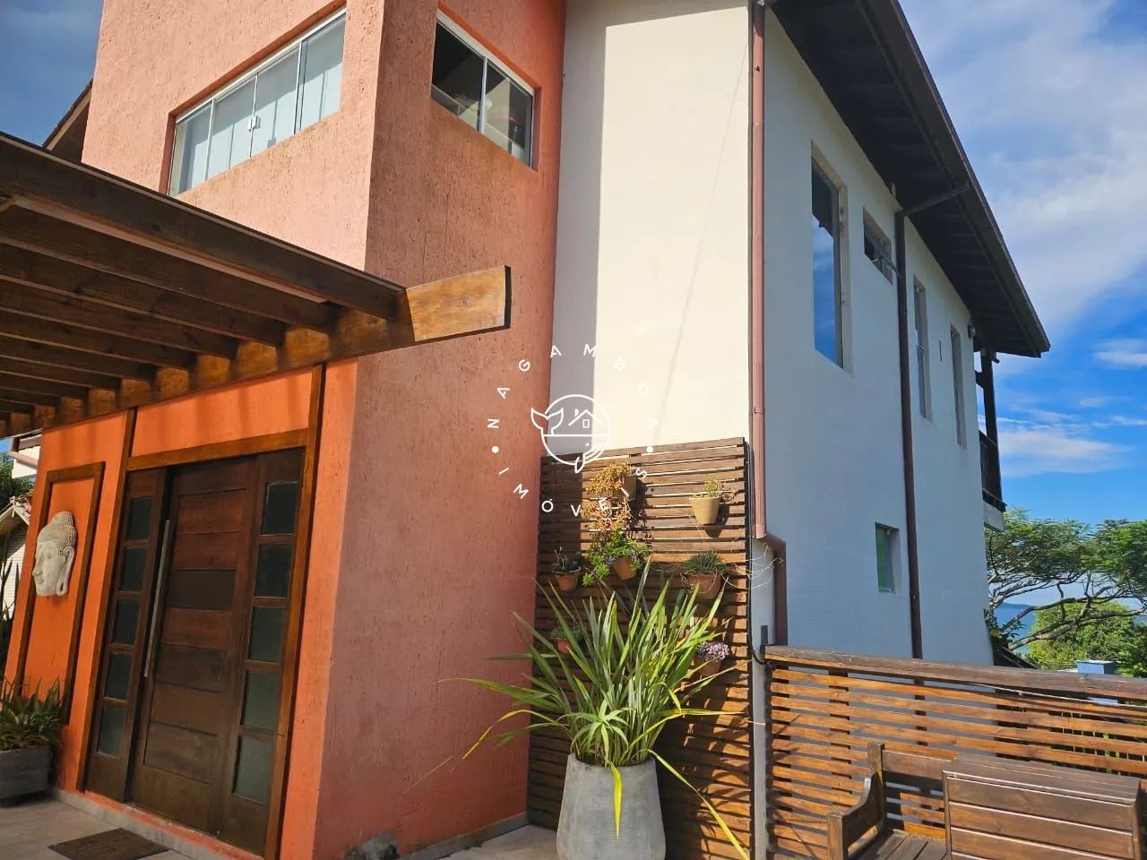Casa com 3 quartos e amplo terreno na Praia da Gamboa  Garopaba - Foto 2