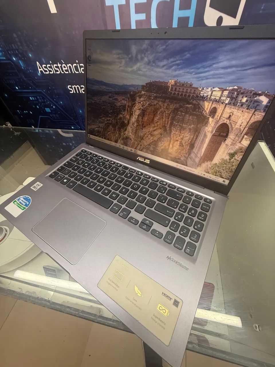 ASUS ノートパソコン　Core i5, SSD 512Gb, サクサク動く Portátil Asus Intel Core I5 Ssd 512 GB Ram 36 GB Led 15,6 Fhd