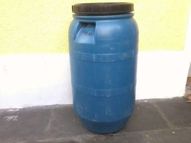 Bombona 80 litros Galão Tonel Tambor Barril Bombonas pra Água Gelo Ração Filtro Óleo Suco  - Foto 5