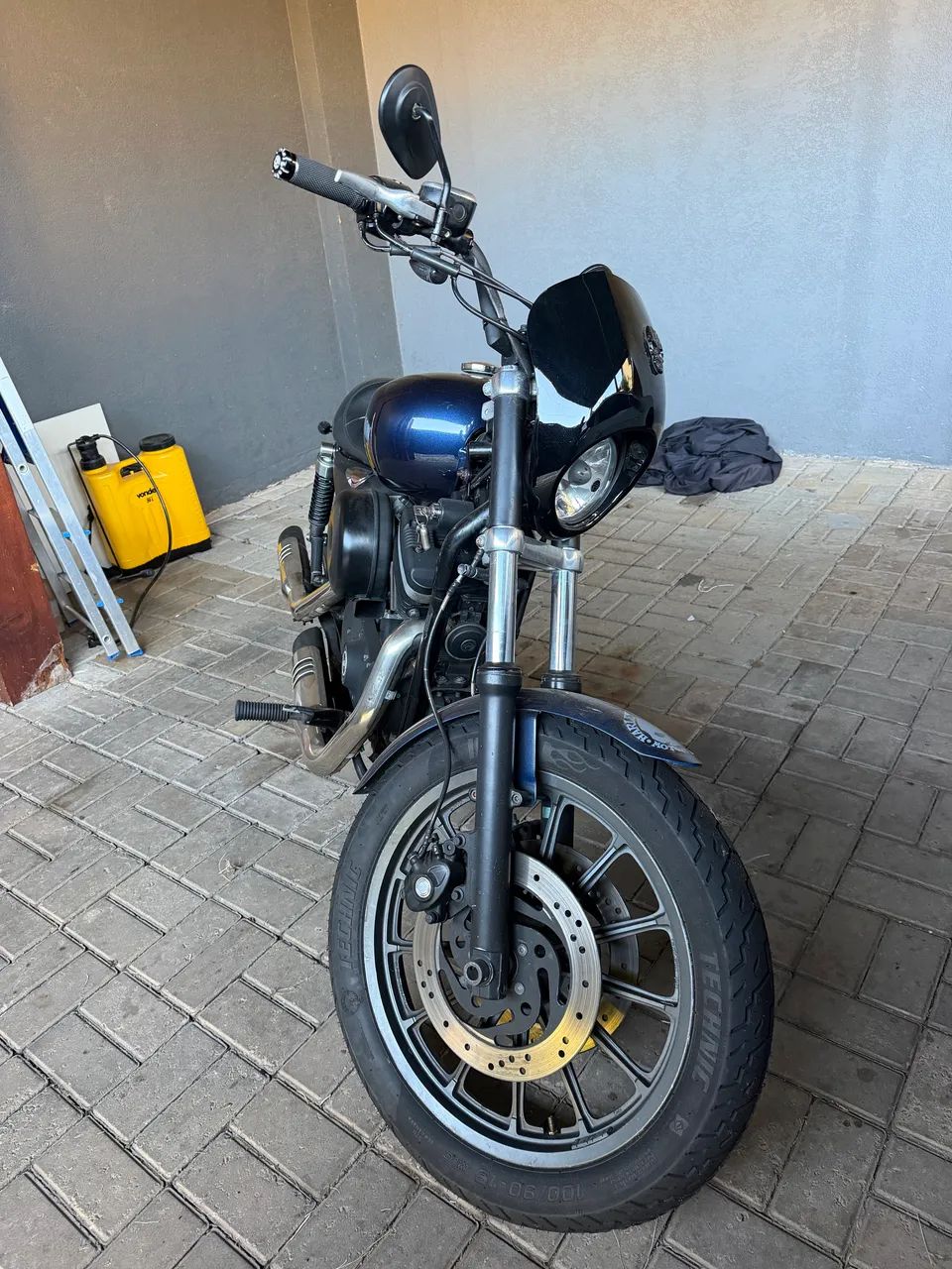 Harley Davidson 883R 2008 - Foto 2
