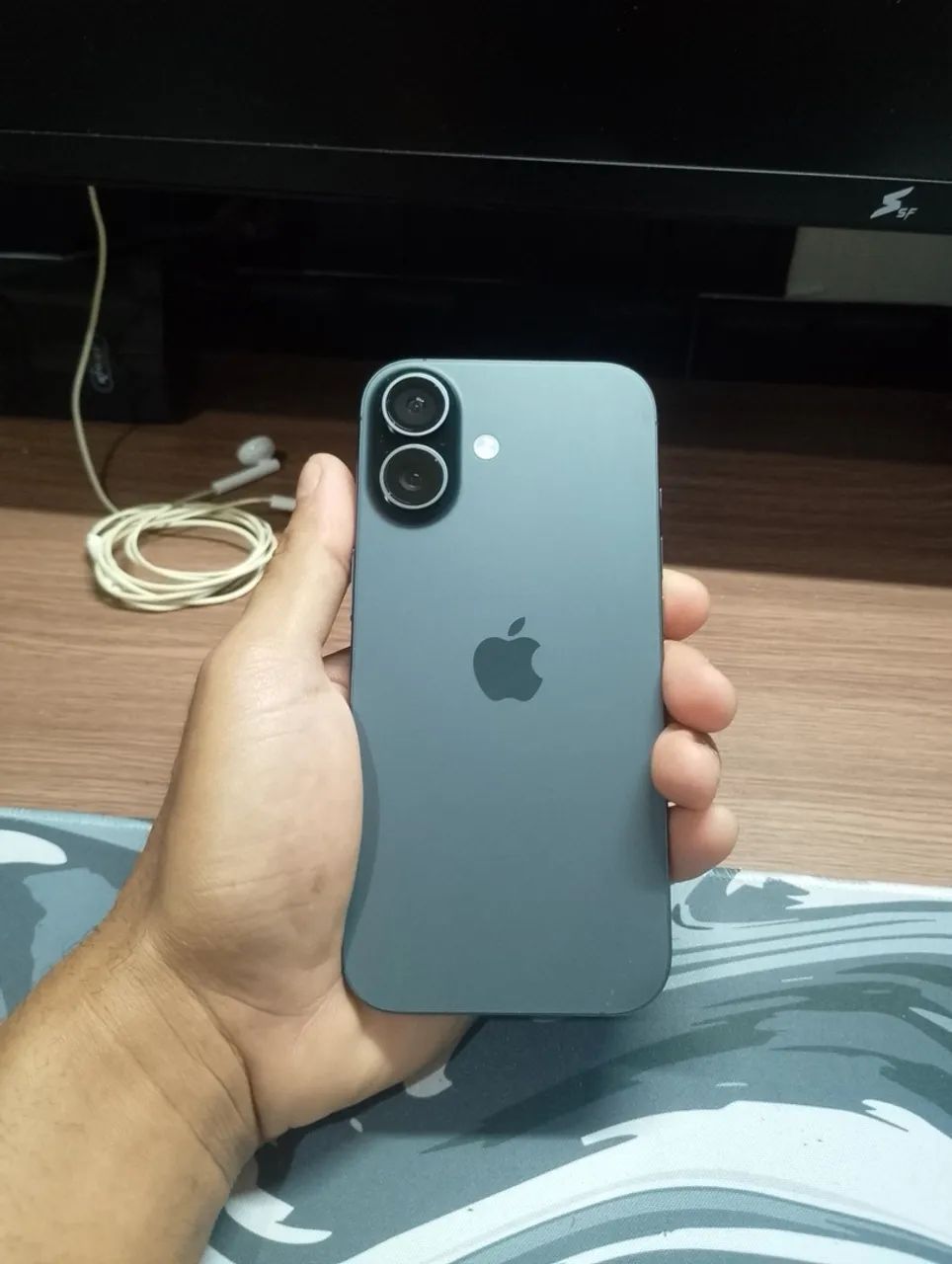 IPHONE 17 BASE SEM DETALHES ( LEIA A DESCRIÇÃO) - Foto 3