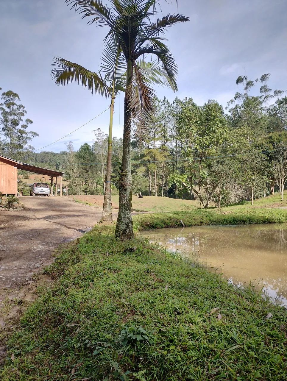 Vendo ou troco por casa na região  - Foto 5