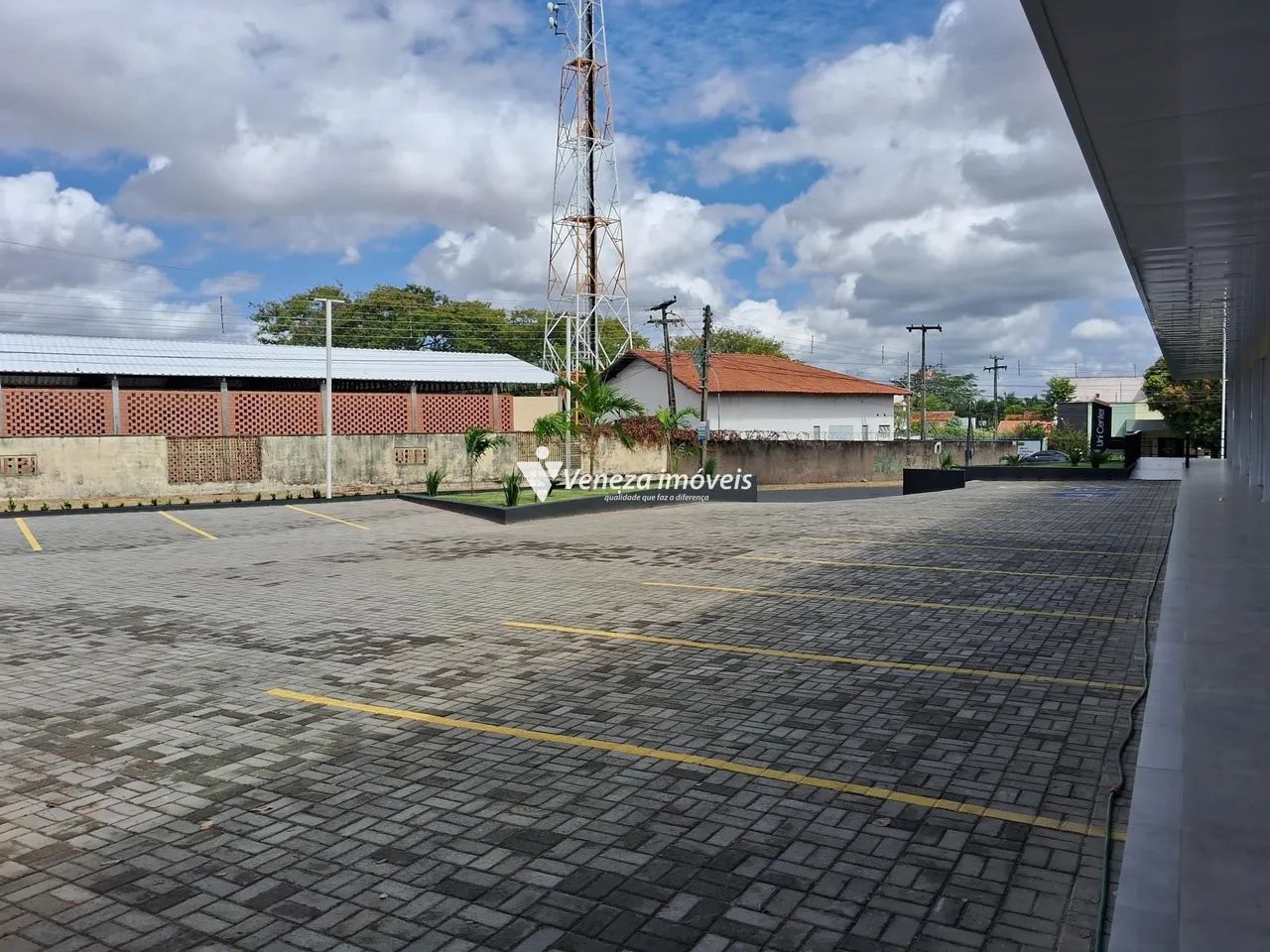 Sala Comercial Nova de Esquina para Aluguel no Ininga | Centro Comercial UNI CEN - Foto 5