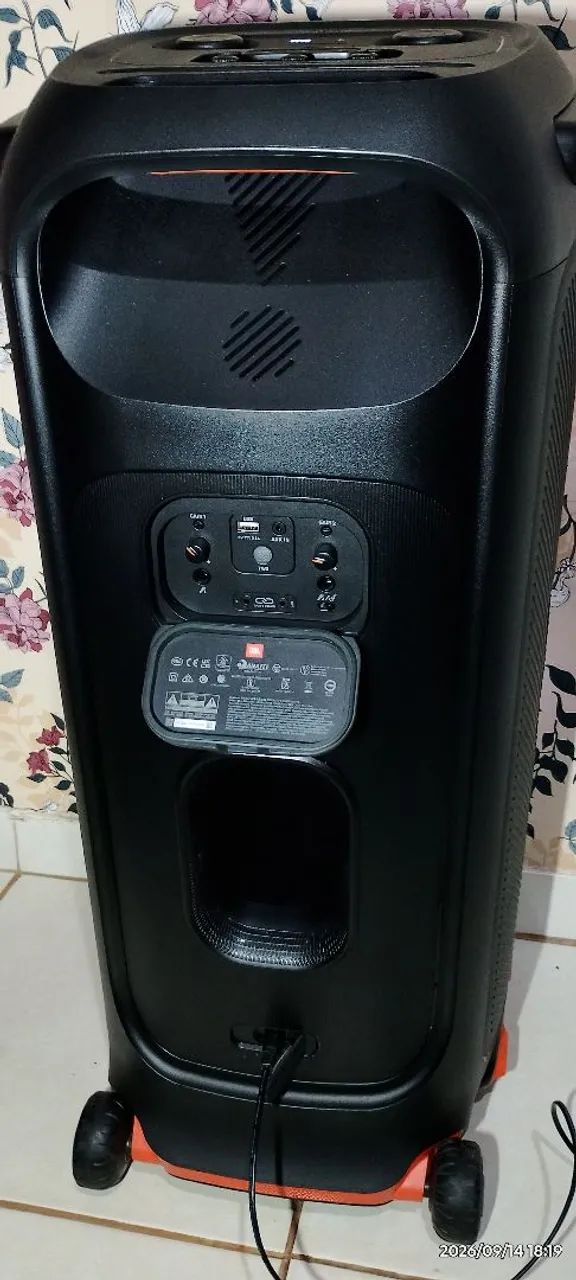 Caixa de som JBL paribox 710 nova - Foto 4
