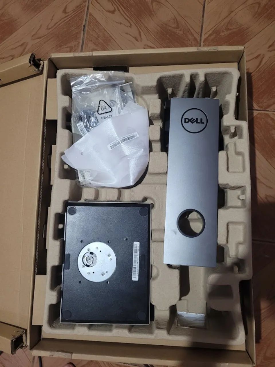 Monitor Dell P2418hzm - 24 polegadas, 1920 x 1080 pixels - Foto 2