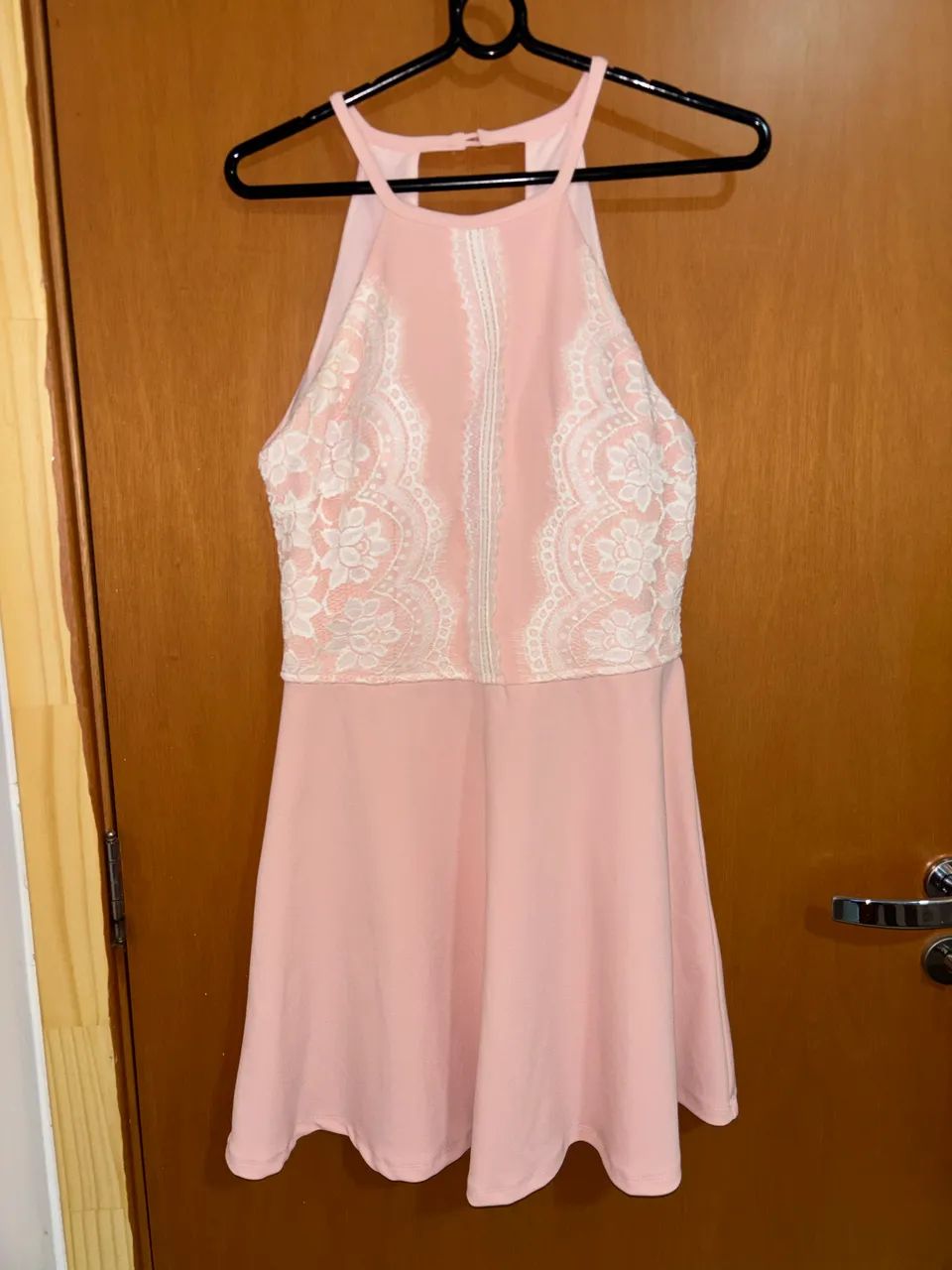 Vestido curto estilo festa 