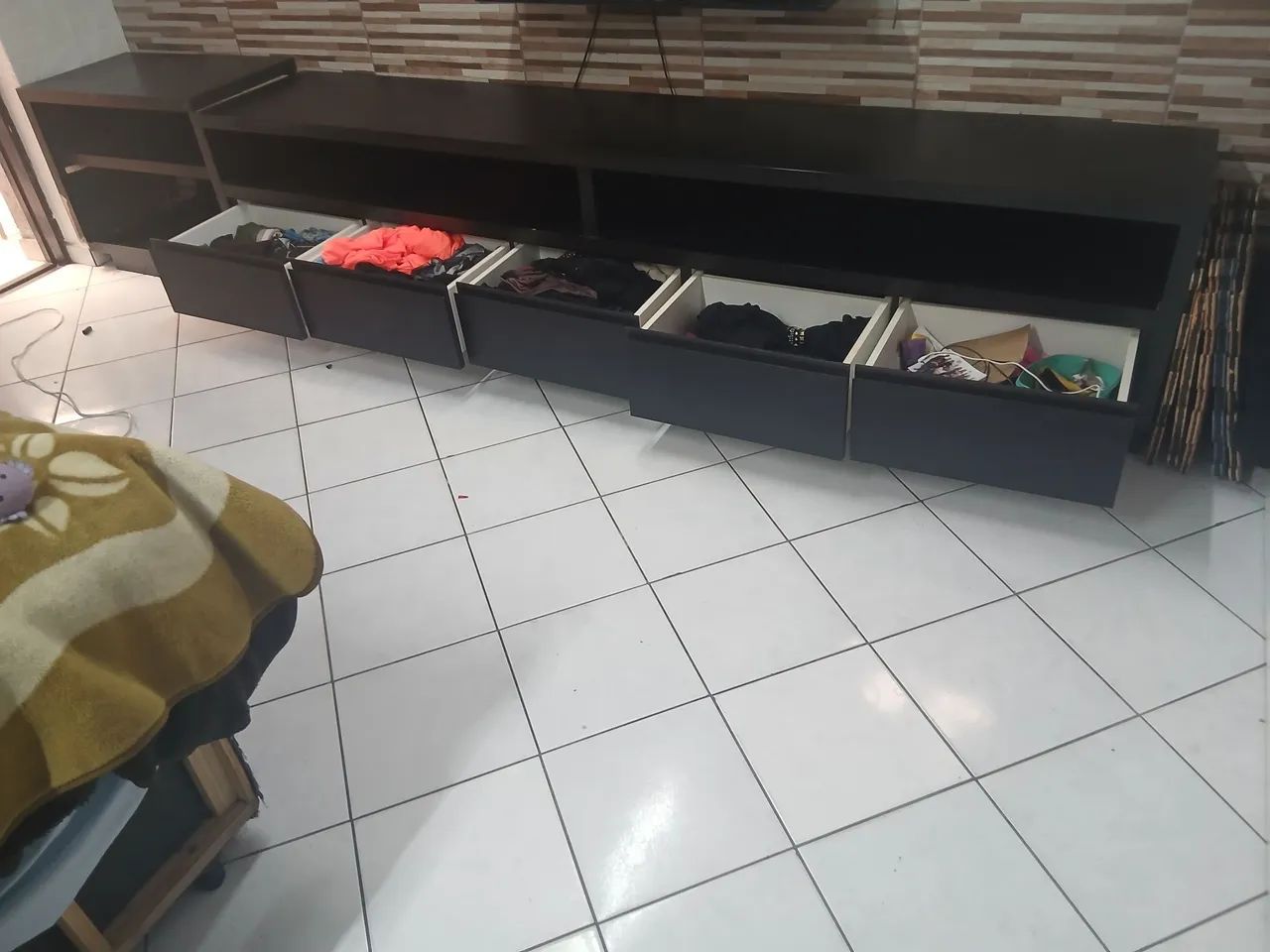 Rack para sala madeira maciça  - Foto 4