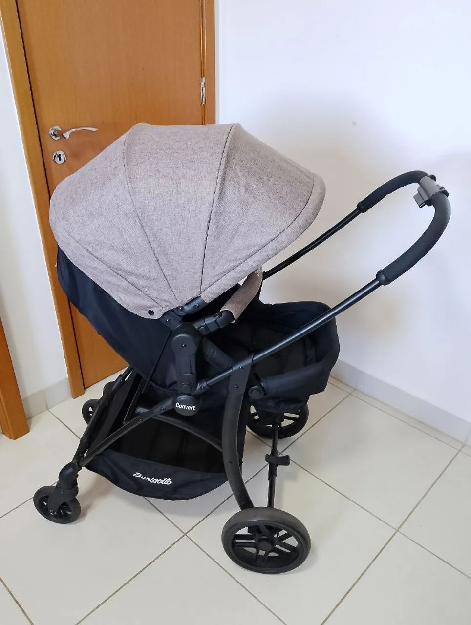 Carrinho de bebê 3 em 1 da Burigotto Convert