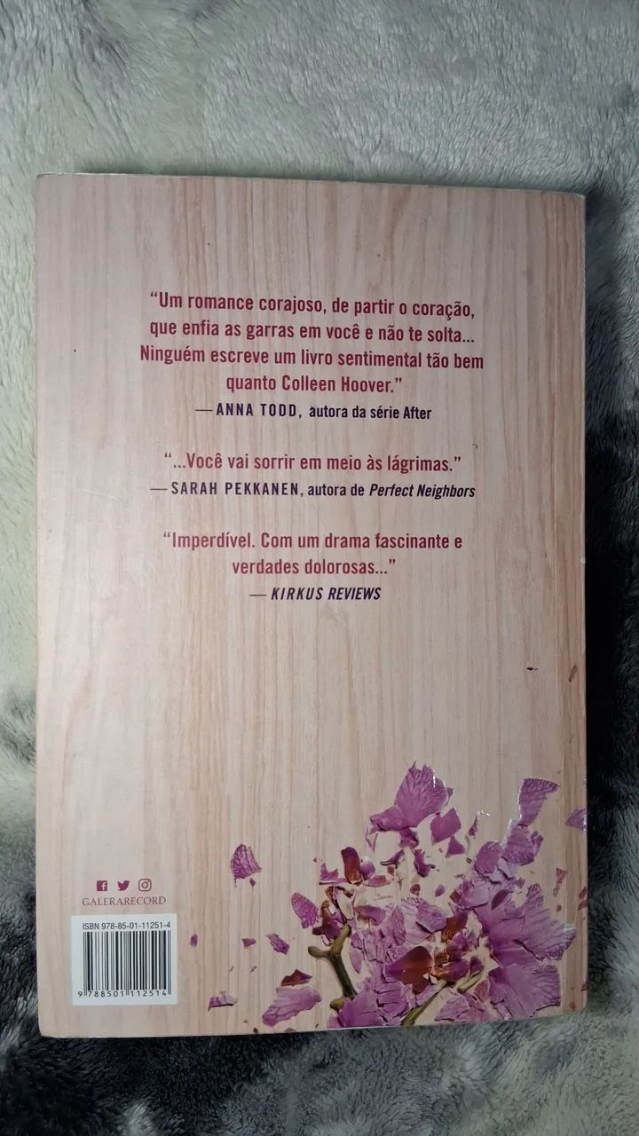 Livro É Assim Que Acaba - Collen Hoover (frete grátis para Maceió) - Foto 4