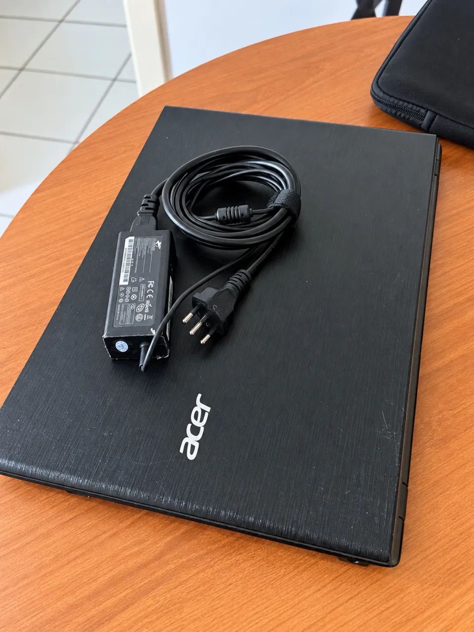 Notebook Acer Aspire E5-574 | Intel Core i7 | 8GB | 224GB - Foto 2