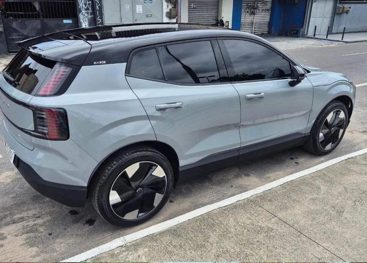 Volvo EX30 E60 Plus (elétrico) 2024 - Foto 3
