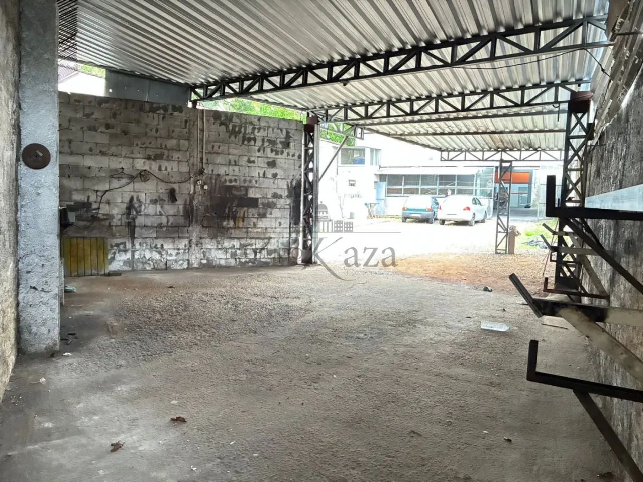 Oportunidade - Ponto Comercial - Parque dos Príncipes - Jacareí - 100m².