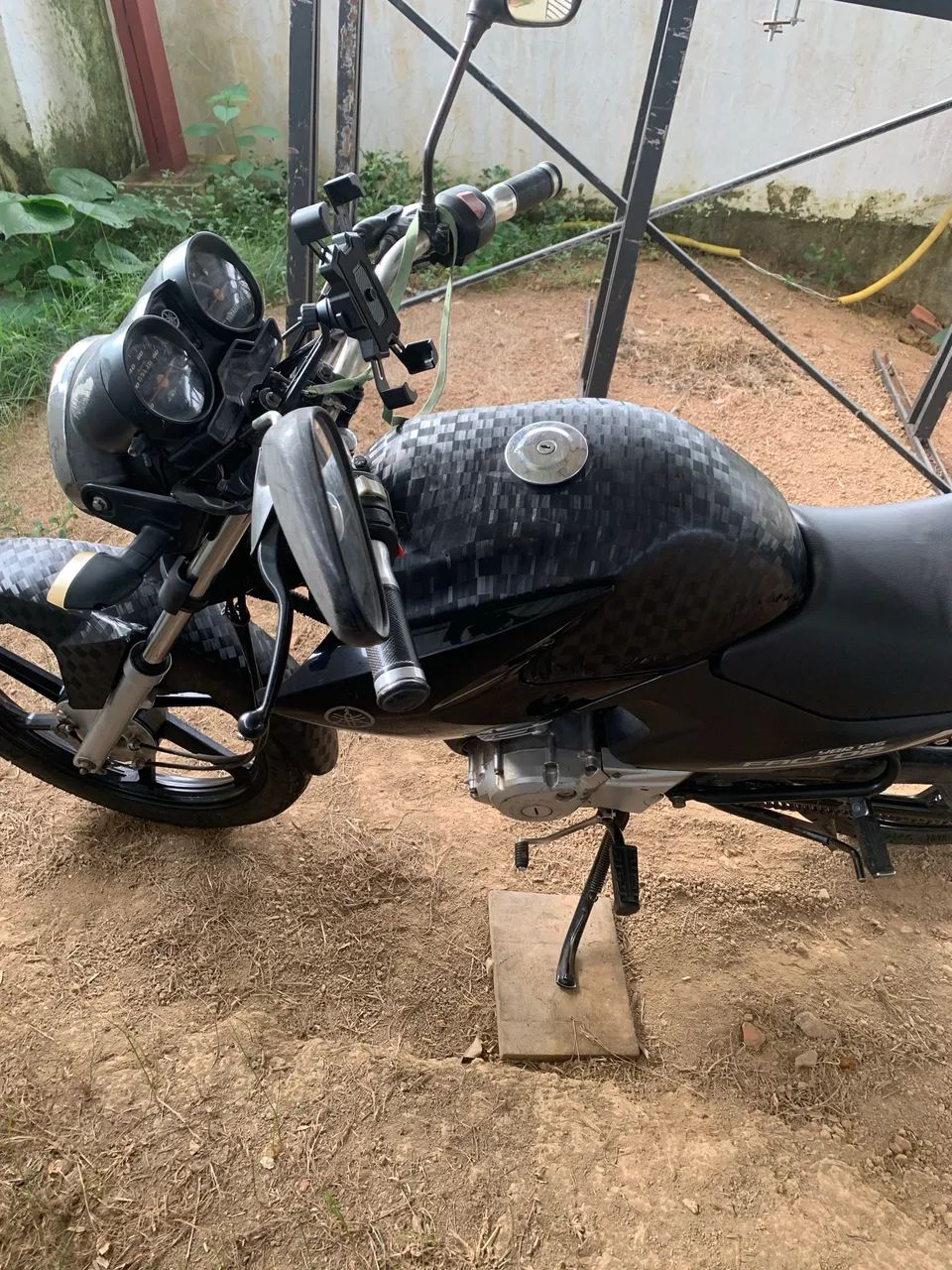 Vendo Moto Factor 2011