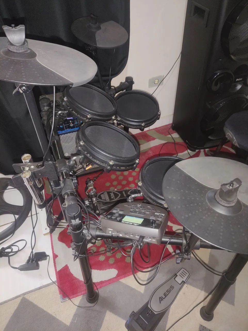 Bateria eletrônica Alesis nitro  - Foto 3
