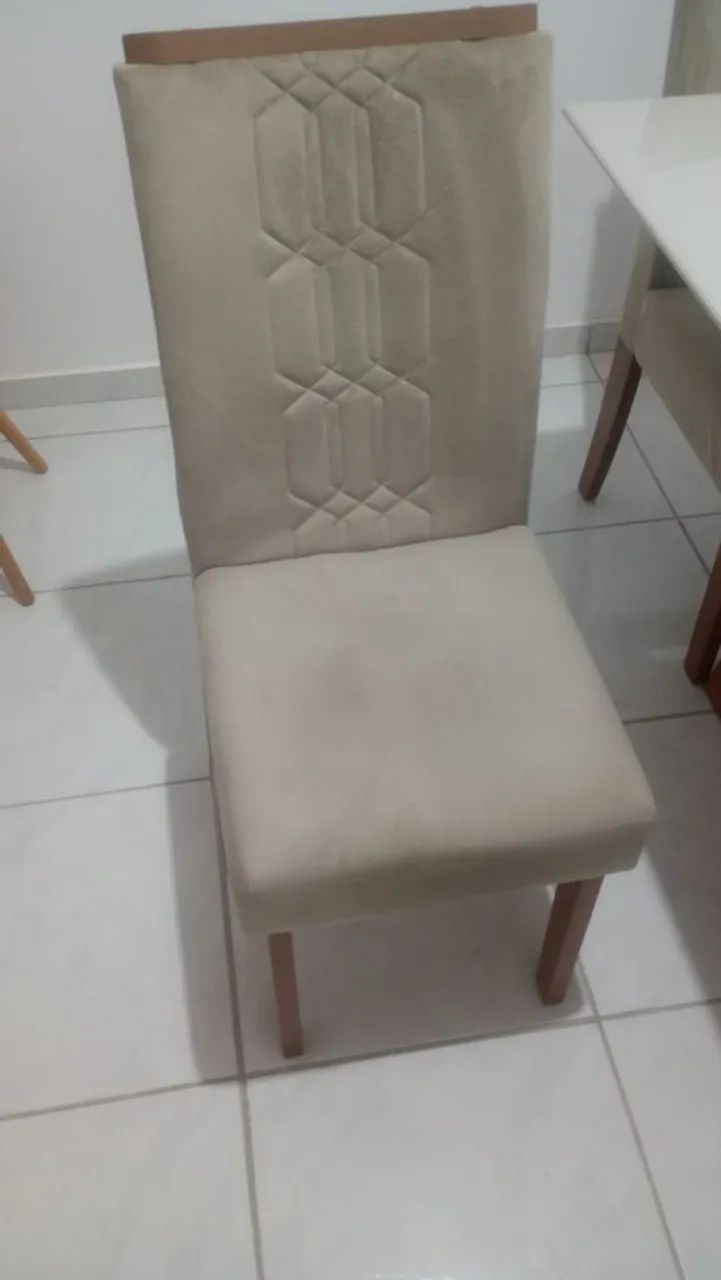 Mesa tampo de Vidro 4 cadeiras  - Foto 2