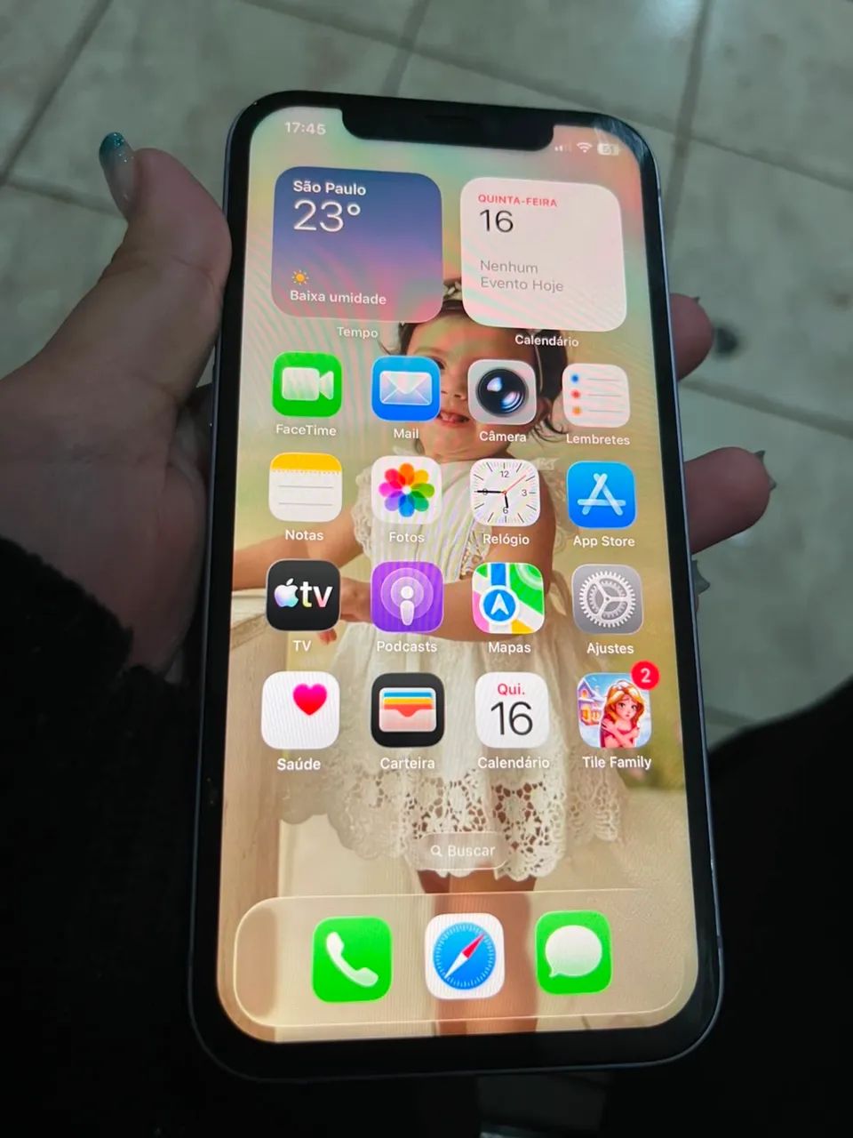 Vendo iPhone 12 lilás de 128gb