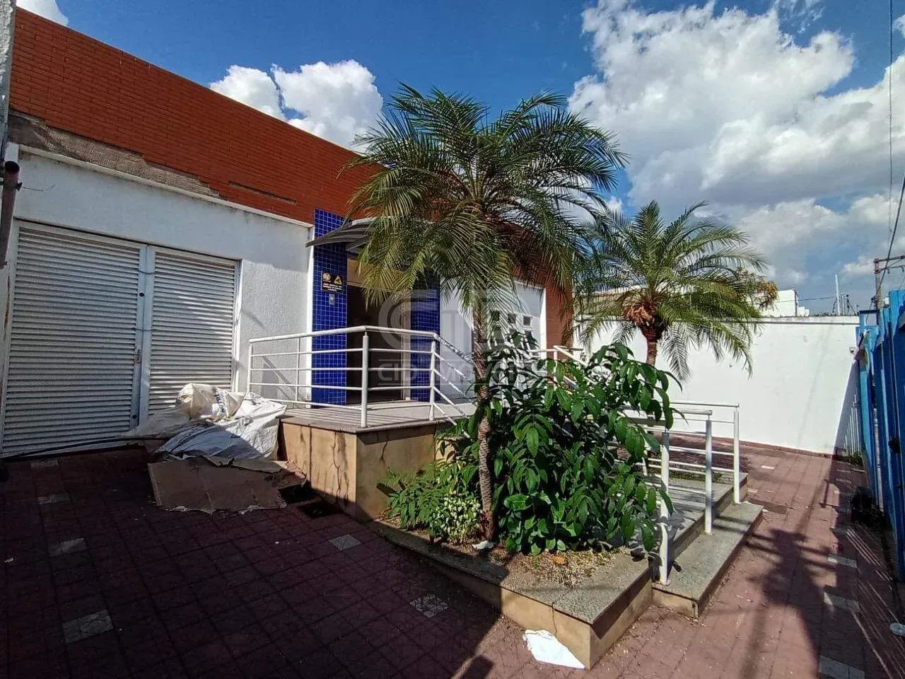 Casa Comercial à Venda no Bosque da Saúde, em Cuiabá  5 Salas e 4 Vagas - Foto 3