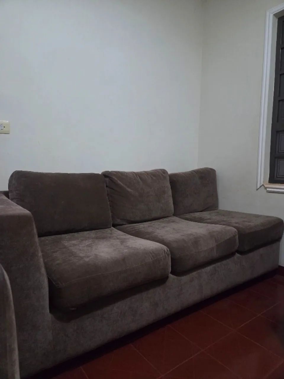 Vendedora se Sofá em L - Foto 3