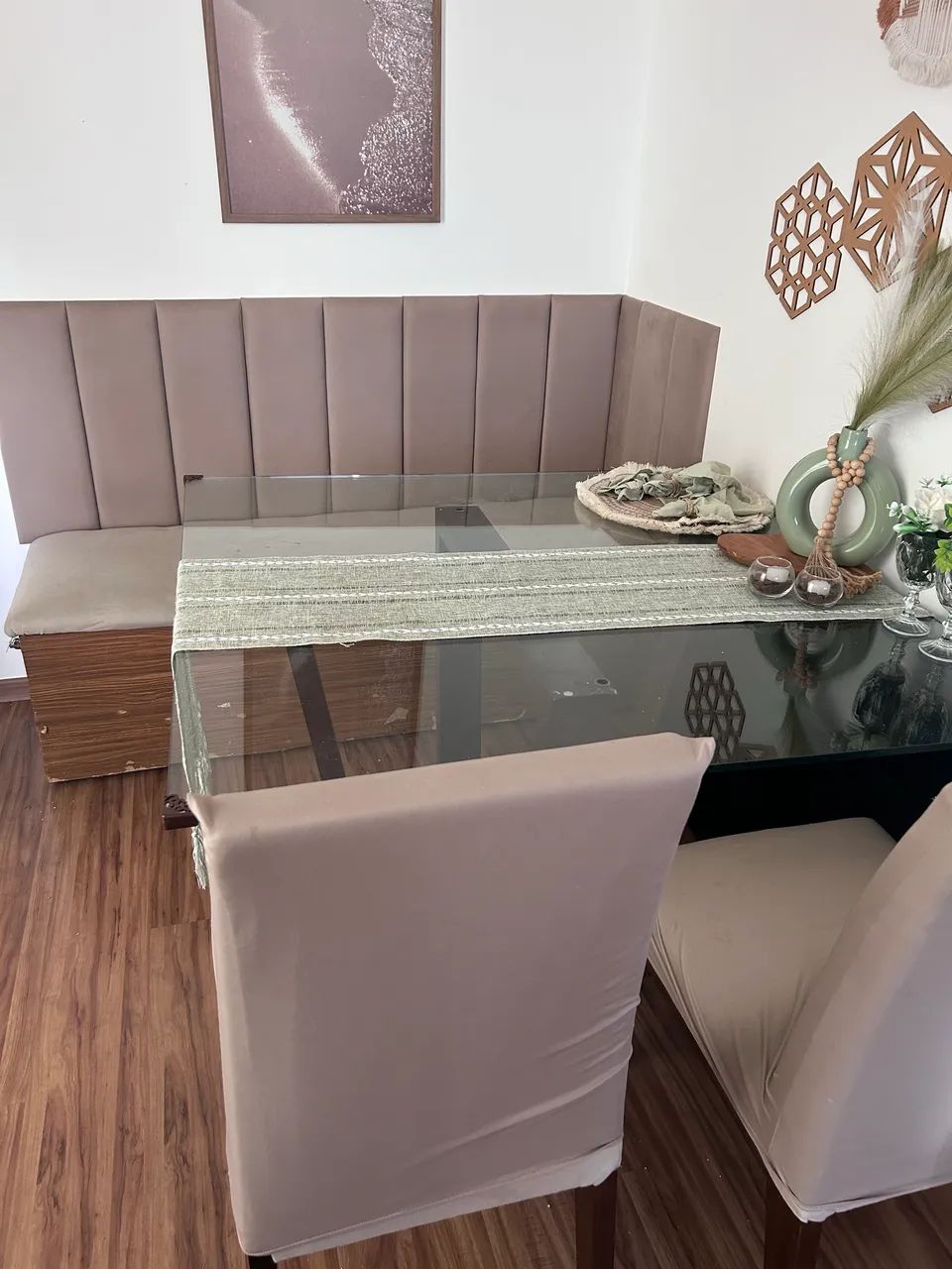 Mesa de jantar com Canto Alemão - elegante e funcional - Foto 2