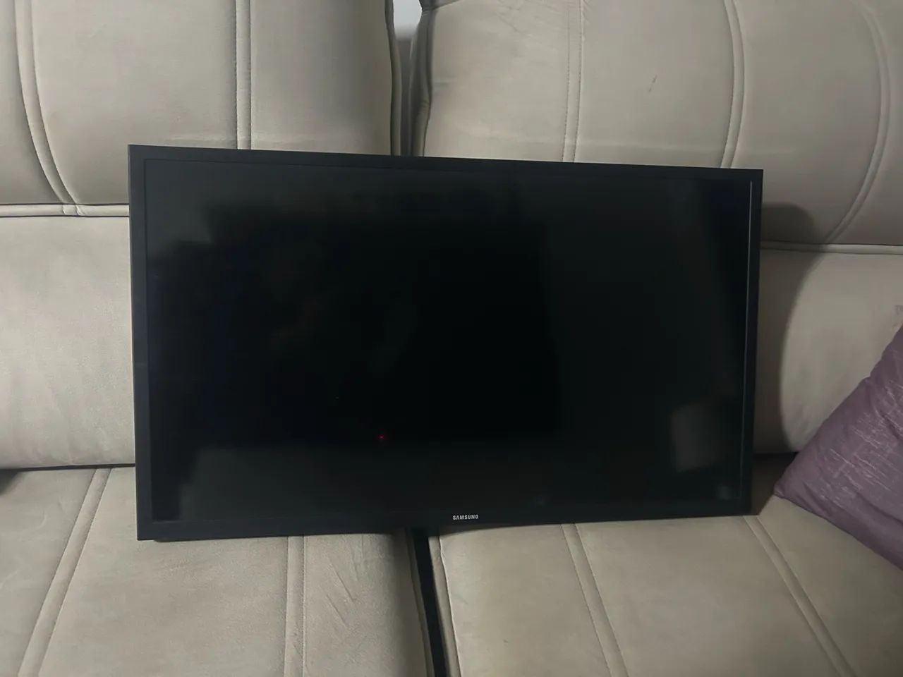 Vendo tv samsung 42 polegadas tela com defeito