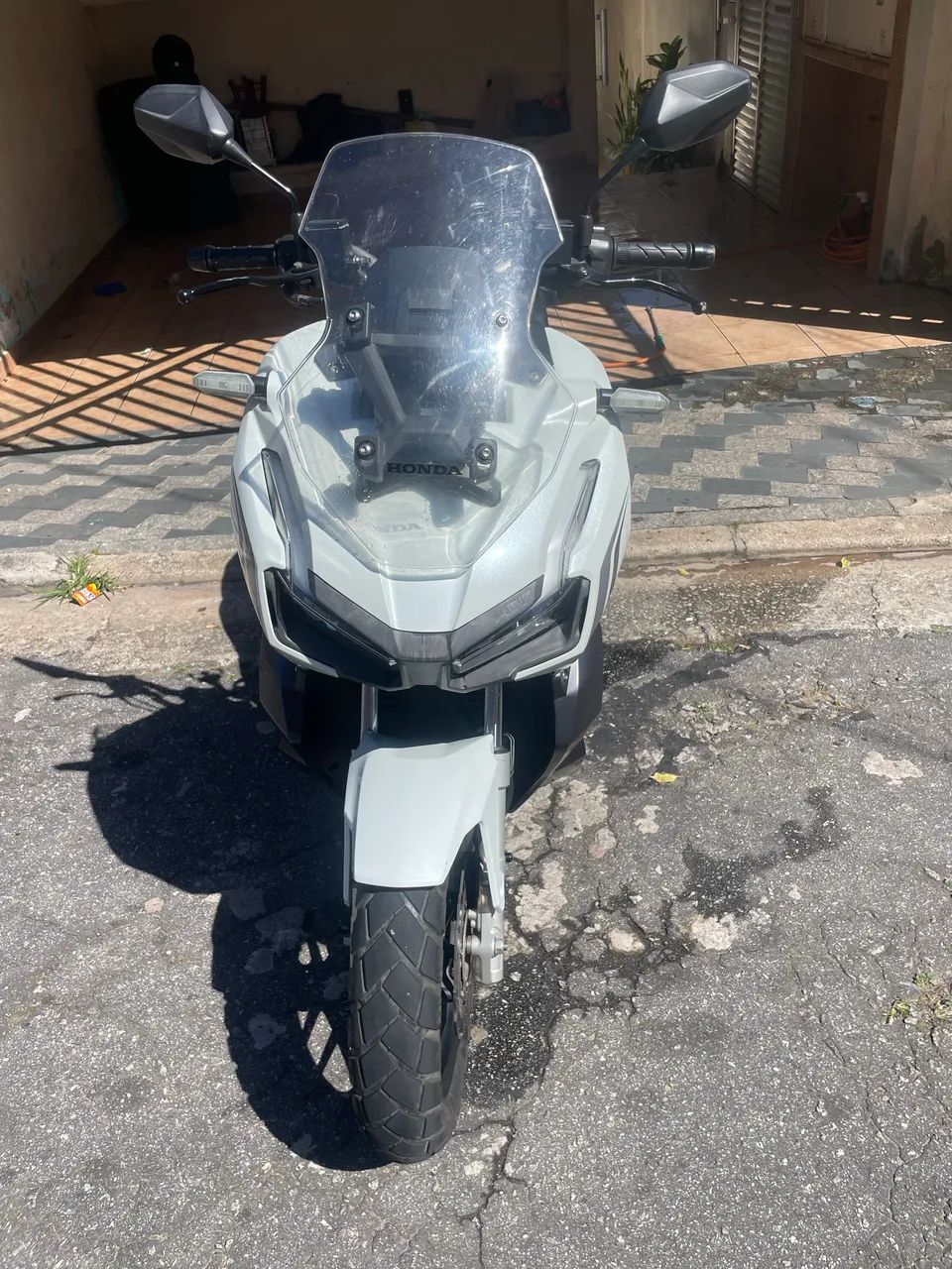 Moto ADV 150