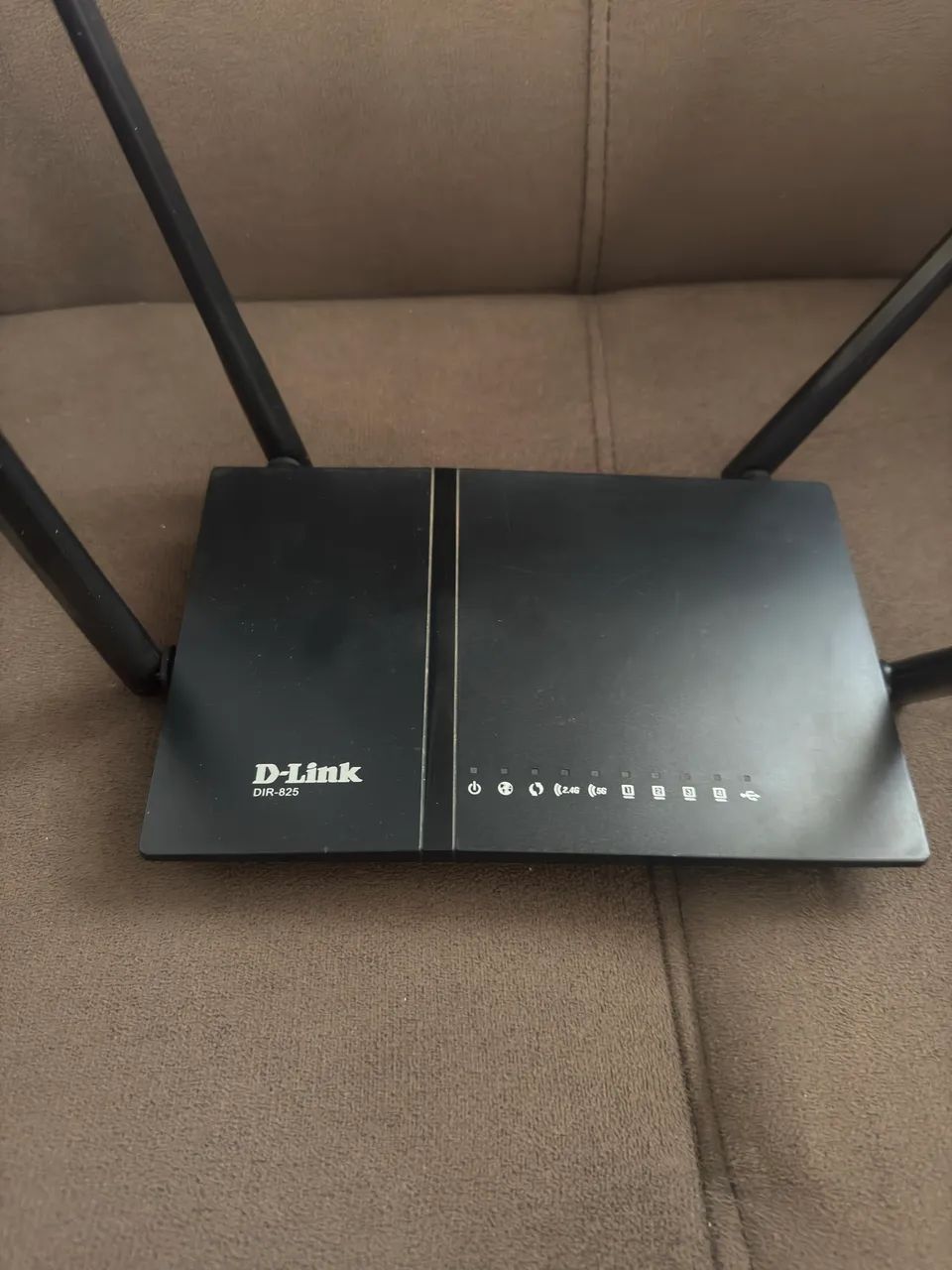 Roteador D-Link Dir 825