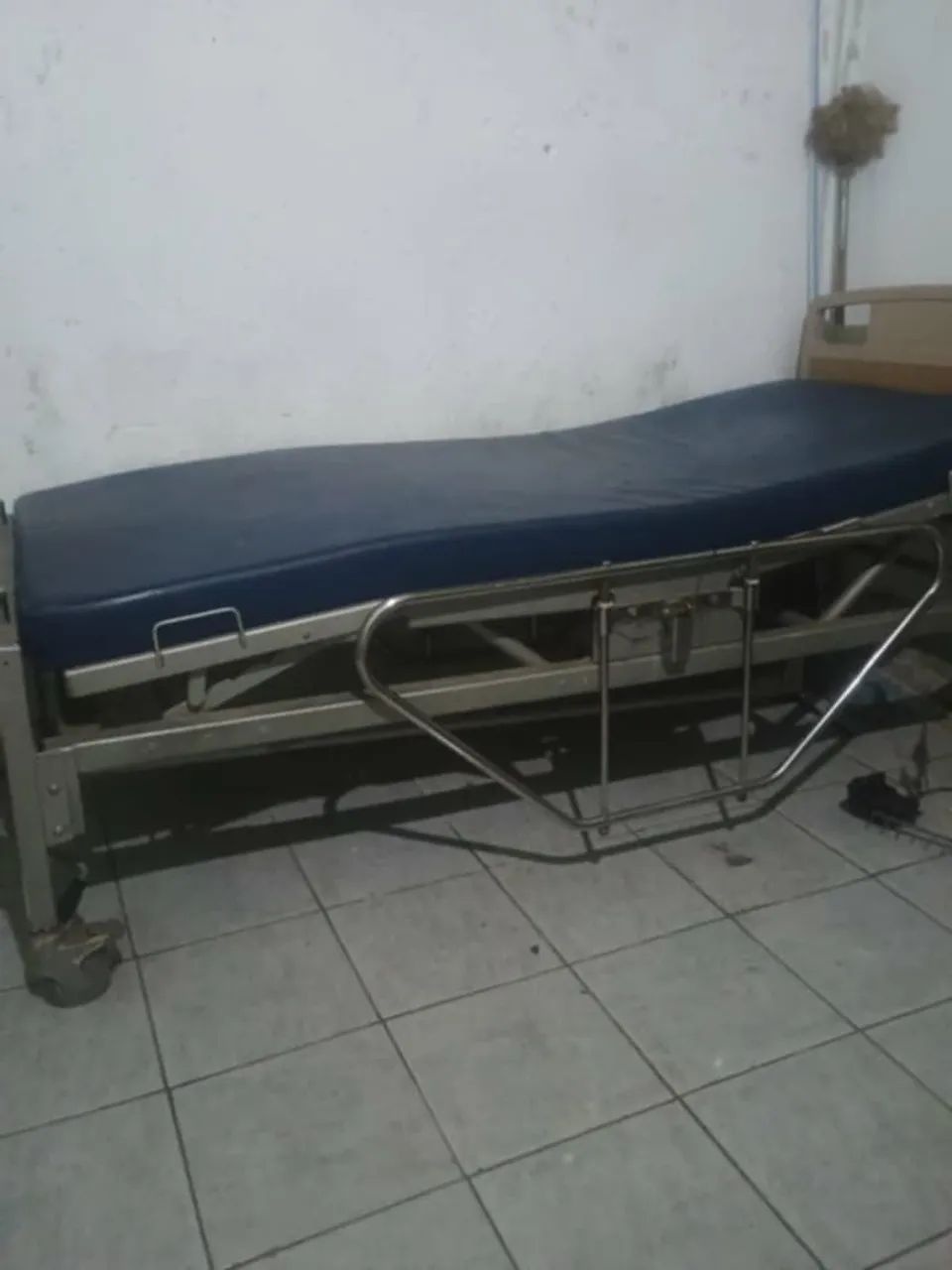 Maca Hospitalar com Grade Lateral ? R$ 800 - Foto 4