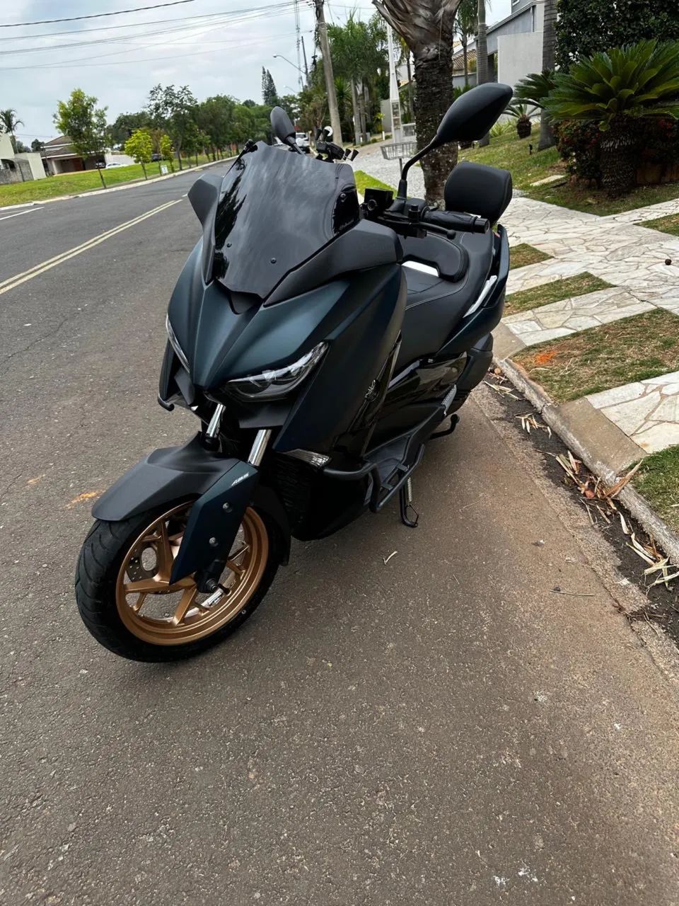 Xmax 250  - Foto 3