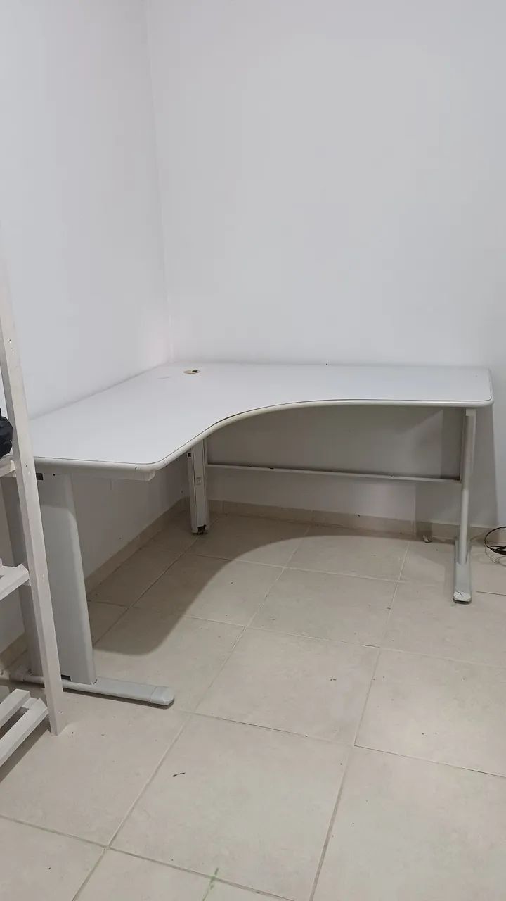 Mesa em L