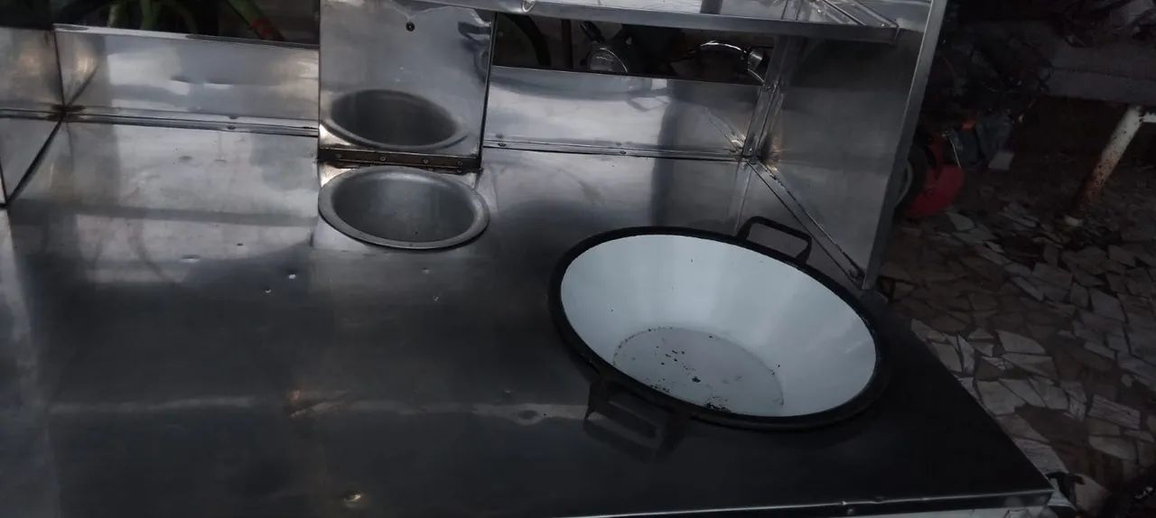 Vende-se carrinho de lanche 3 em um  - Foto 2