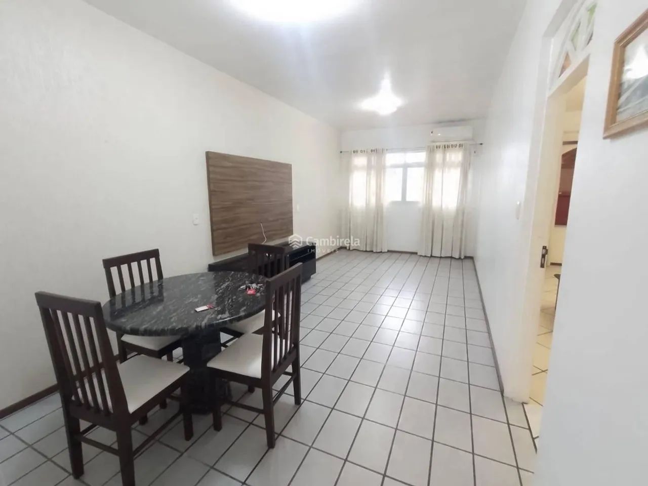 Casa Semi Mobiliada para Aluguel em Praia Comprida, São José/SC  4 Dormitórios e 2 Suítes - Foto 5