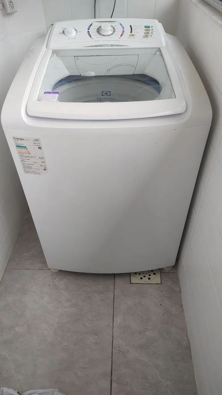 Máquina de lavar Eletrolux 12kg