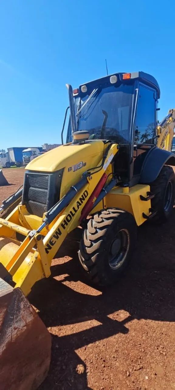 RETROESCAVADEIRA NEW HOLLAND B110B 2022 - Foto 4
