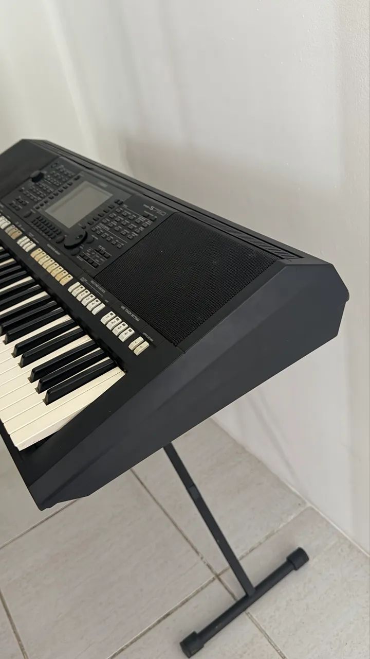 Teclado Yamaha S-750 - Foto 2