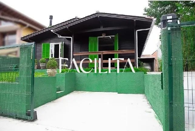 Casa com 3 quartos no bairro Rio Tavares, Florianópolis. - Foto 2
