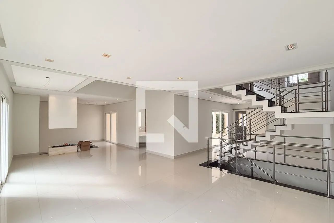 Casa à Venda - Planalto, 3 Quartos, 360 m2