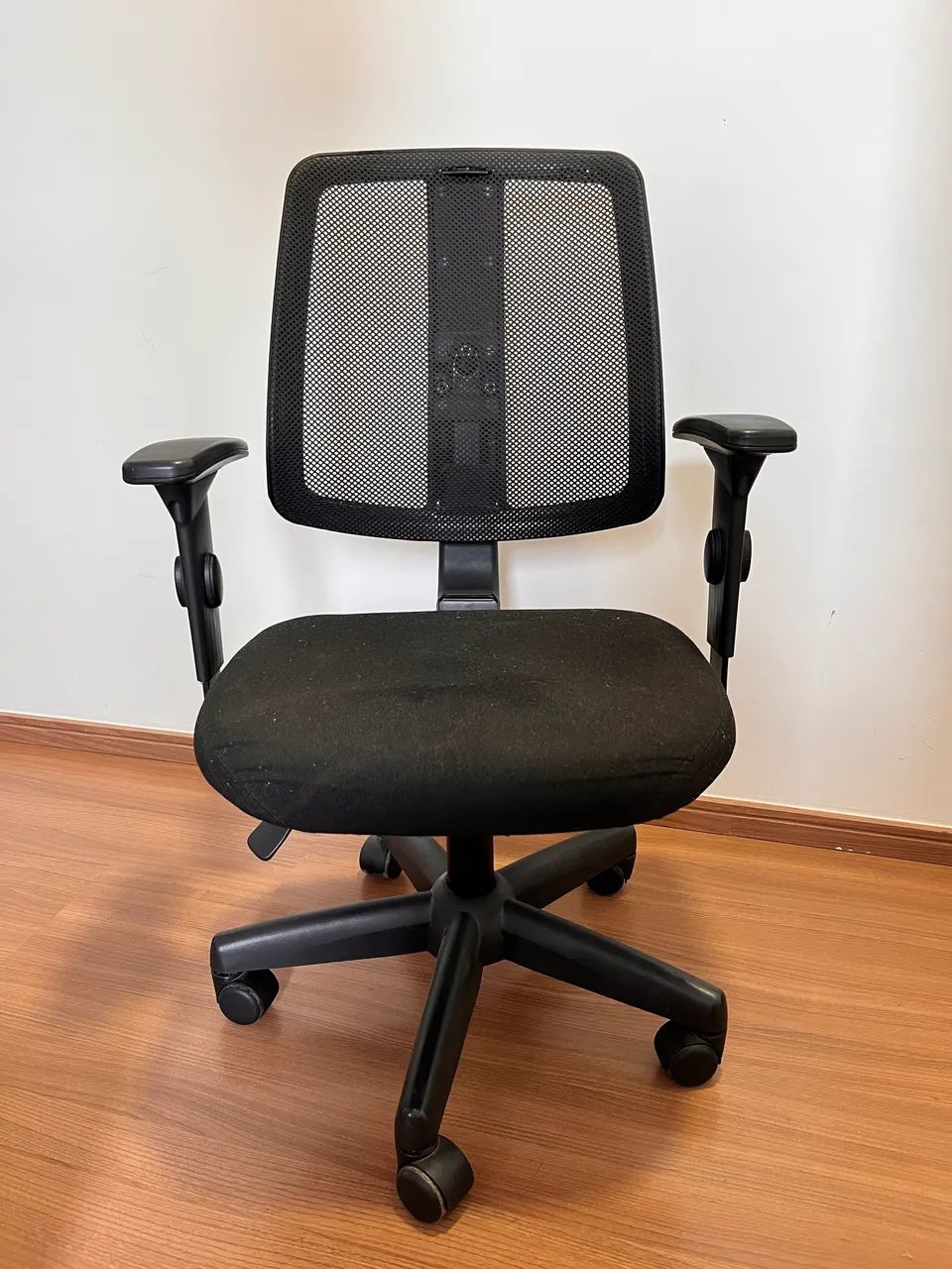 Cadeira escritório Cavaletti 
