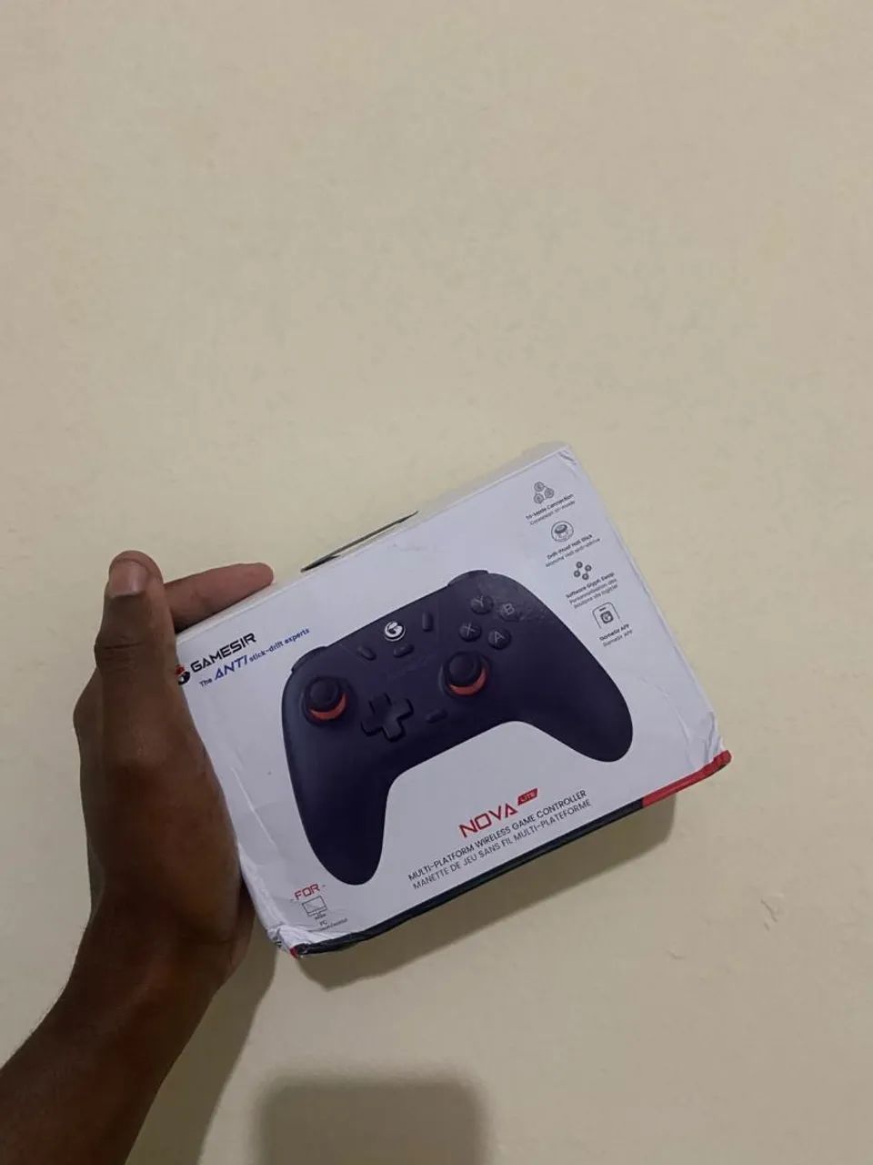 Controle Sem Fio GameSir Nova Lite 
