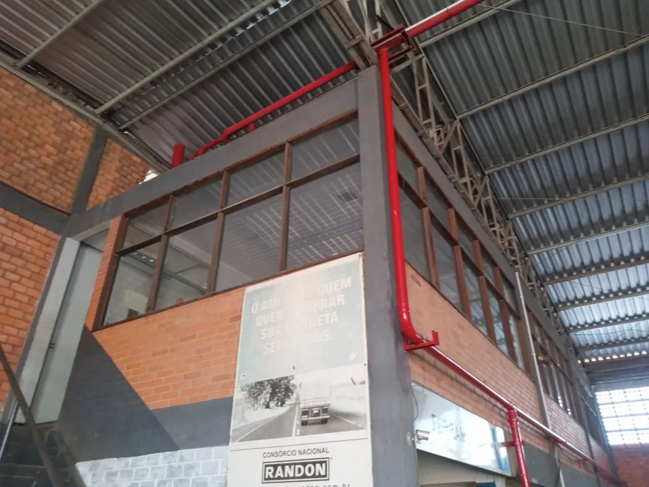 Alugue-se galpão de 1.000 m² - Foto 2
