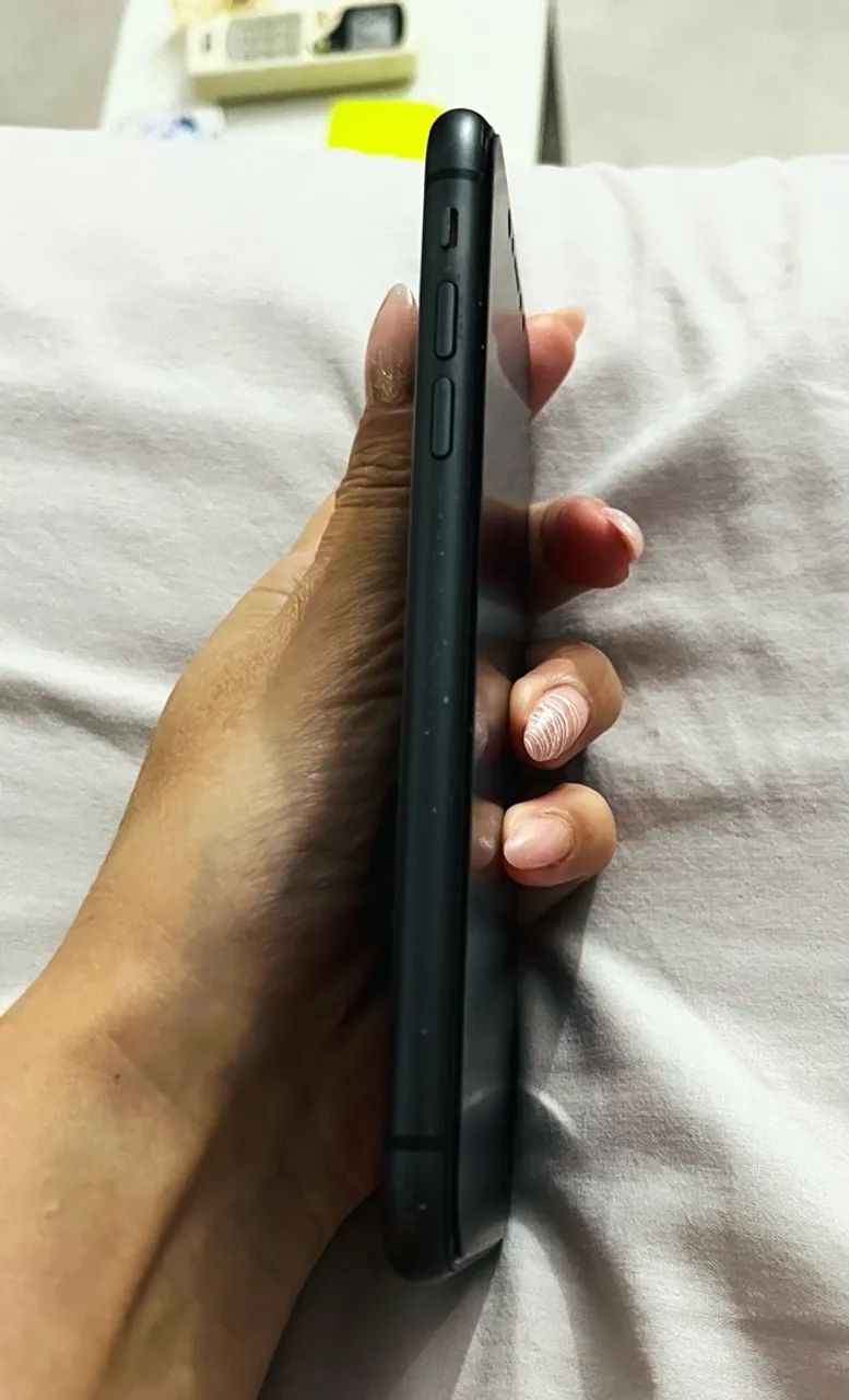 Vendo iPhone 11 Preto  - Foto 5