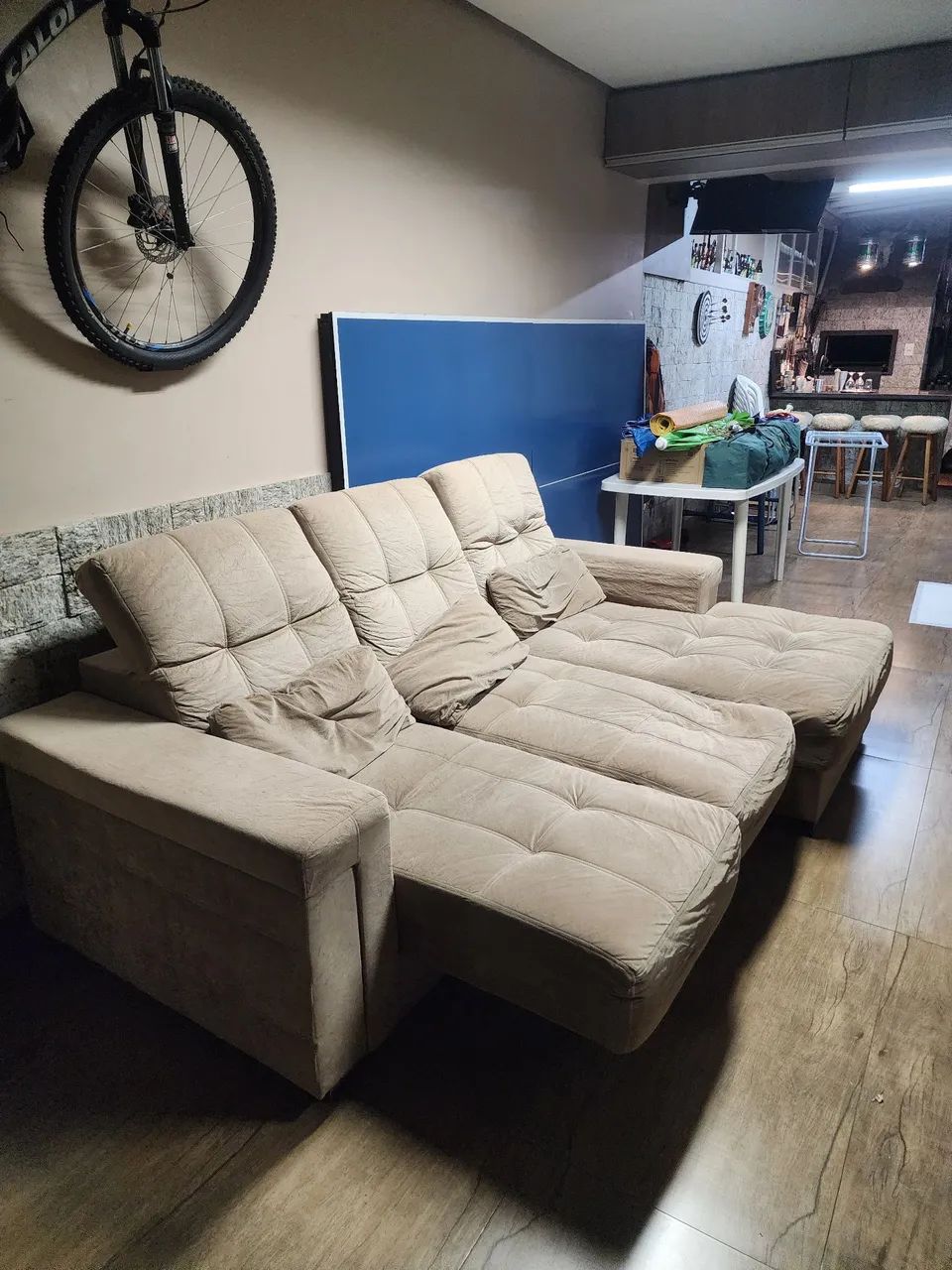 Sofá 4 lugares Usado 65576053913857123