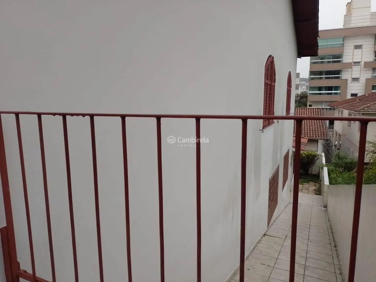Casa Semi Mobiliada para Aluguel em Praia Comprida, São José/SC  4 Dormitórios e 2 Suítes - Foto 3